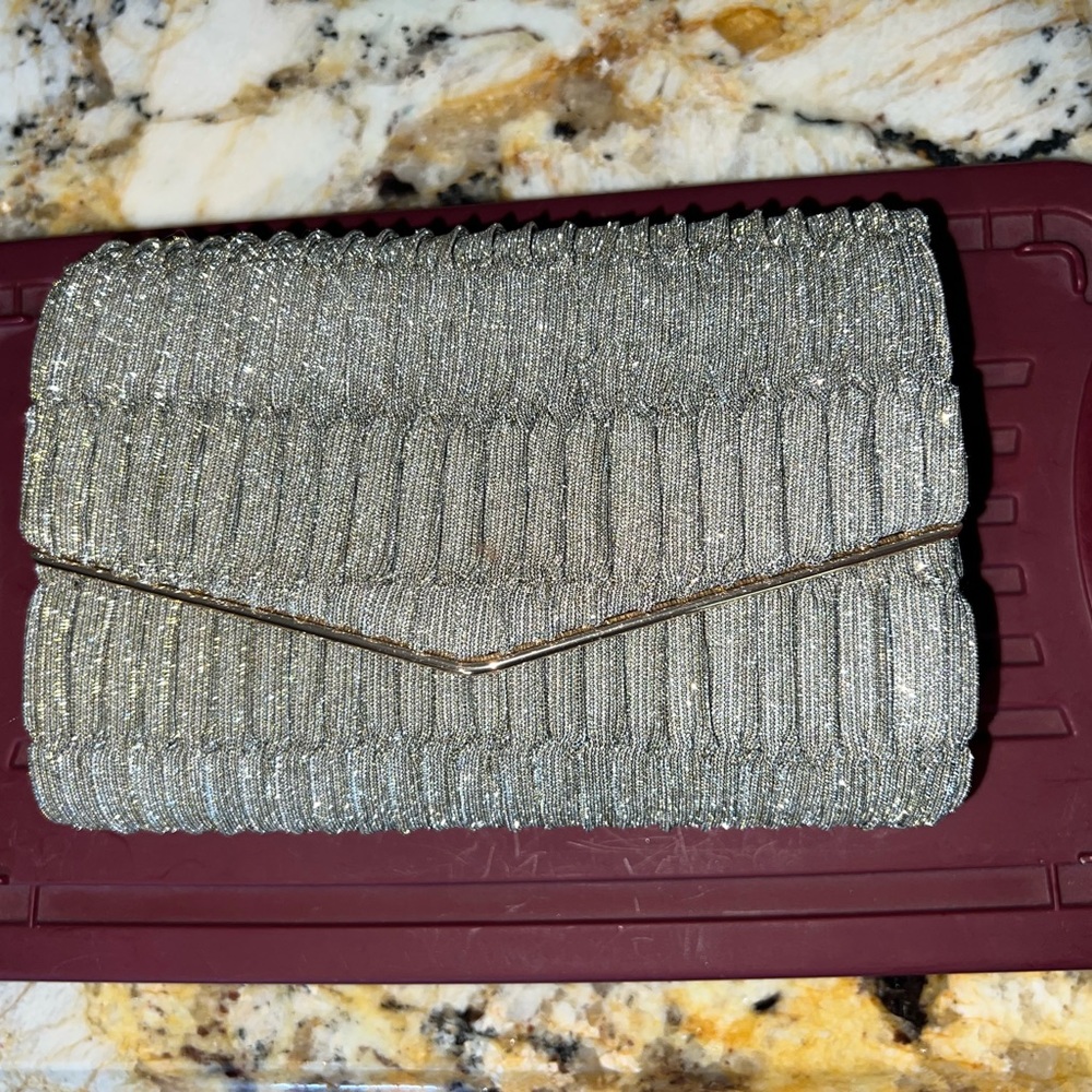 Formal purse. Silver. Perfect for wedding